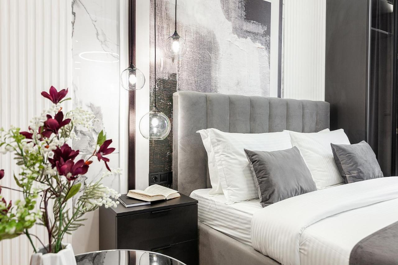 Lovely Apartment On Drahomanova Street إلفيف المظهر الخارجي الصورة