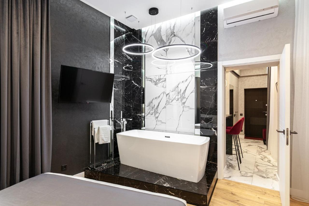 Lovely Apartment On Drahomanova Street إلفيف المظهر الخارجي الصورة