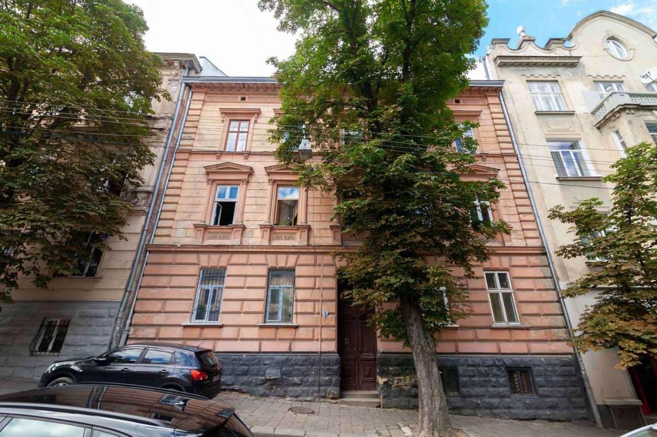 Lovely Apartment On Drahomanova Street إلفيف المظهر الخارجي الصورة